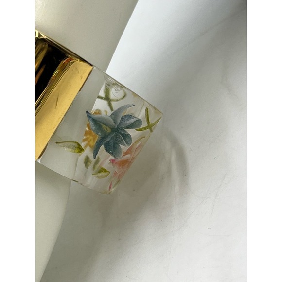 Joan Rivers Vintage Translucent Lucite Floral Wristband Watch - Picture 3 of 16